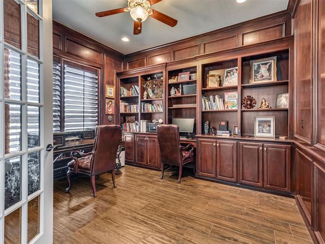 2105 Wyckham Place, Norman, OK 73072