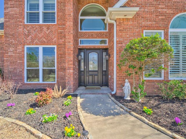 2105 Wyckham Place, Norman, OK 73072