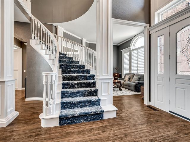 2105 Wyckham Place, Norman, OK 73072