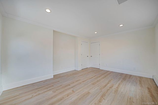 36 Flintridge Drive, Holbrook, NY 11741