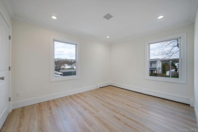 36 Flintridge Drive, Holbrook, NY 11741