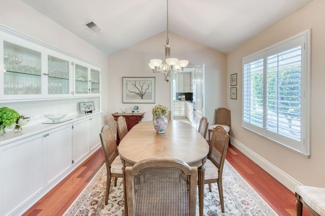 3063 W Pembrook Loop, Fresno, CA 93711