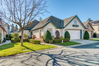3063 W Pembrook Loop, Fresno, CA 93711