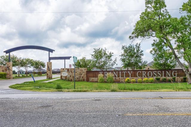 6104 Darkstar Drive, Forney, TX 75126