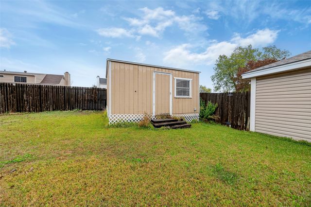 1517 Yorkshire Drive, Mesquite, TX 75149