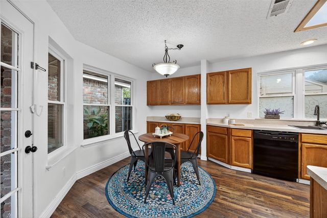 1517 Yorkshire Drive, Mesquite, TX 75149