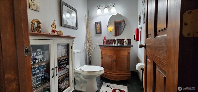 291 E Midway, Shelton, WA 98584