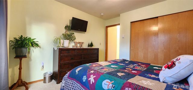 291 E Midway, Shelton, WA 98584