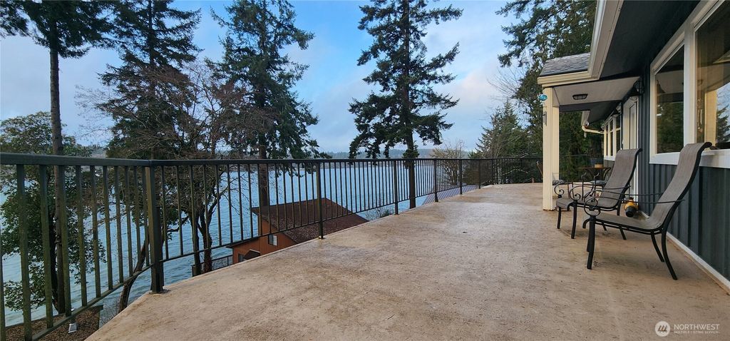 291 E Midway, Shelton, WA 98584