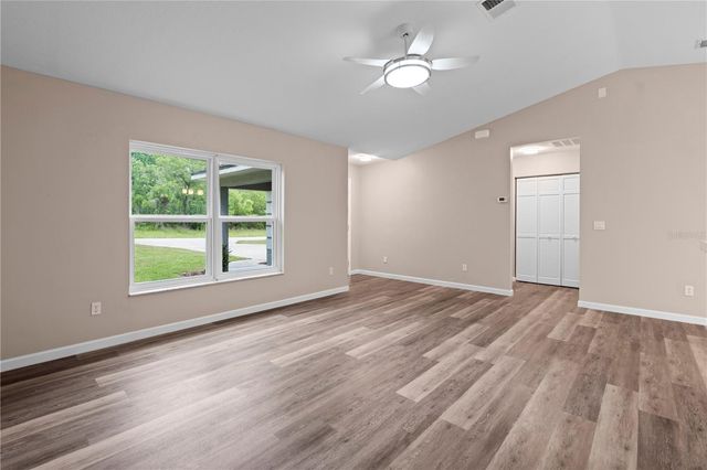 8392 SW 139TH LANE ROAD, Ocala, FL 34473