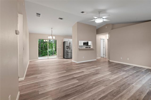 8392 SW 139TH LANE ROAD, Ocala, FL 34473