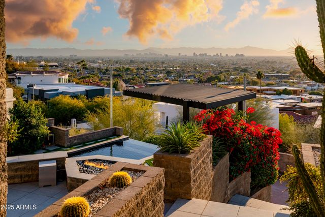 7147 N 23RD Place, Phoenix, AZ 85020