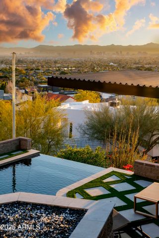 7147 N 23RD Place, Phoenix, AZ 85020