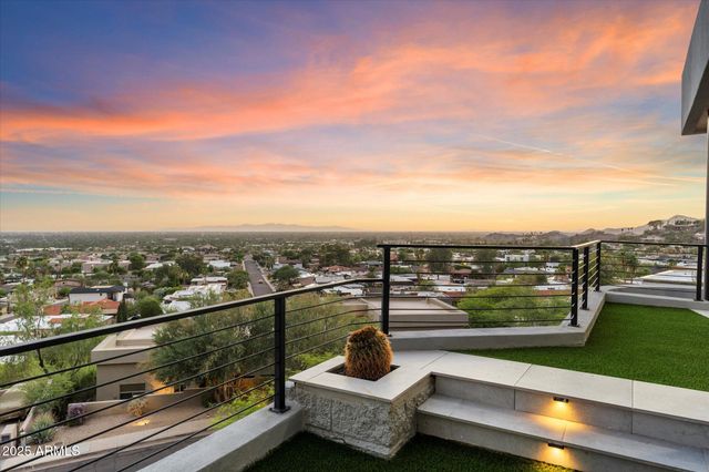 7147 N 23RD Place, Phoenix, AZ 85020