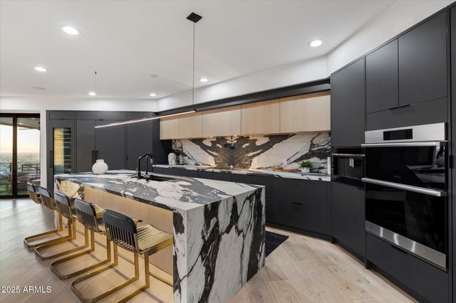 7147 N 23RD Place, Phoenix, AZ 85020