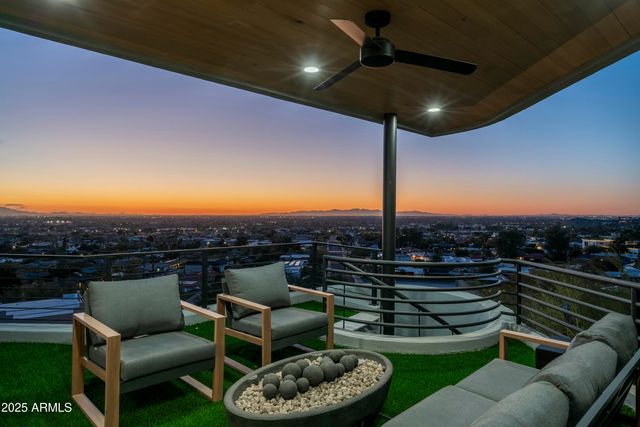 7147 N 23RD Place, Phoenix, AZ 85020