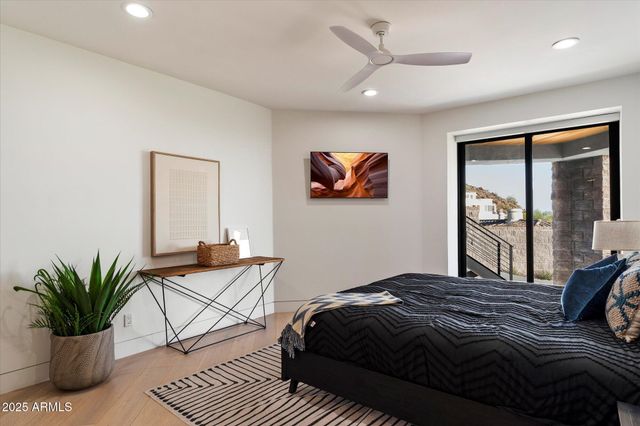 7147 N 23RD Place, Phoenix, AZ 85020