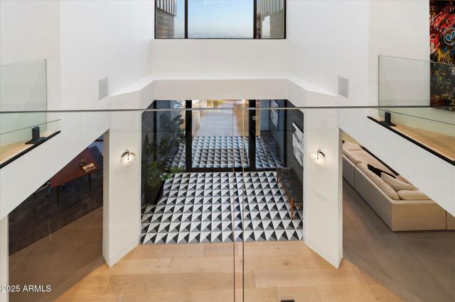 7147 N 23RD Place, Phoenix, AZ 85020