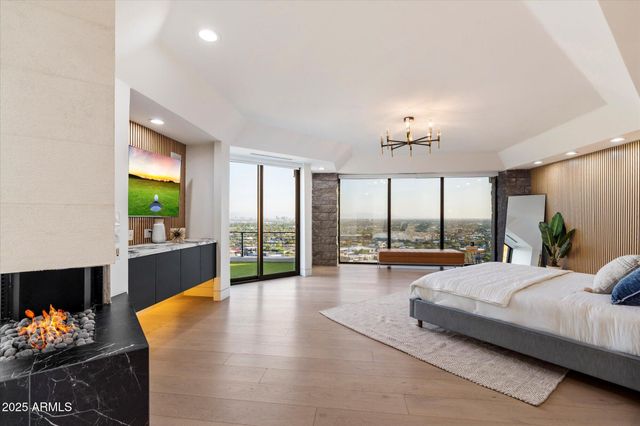 7147 N 23RD Place, Phoenix, AZ 85020