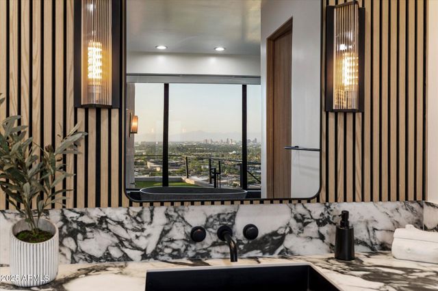 7147 N 23RD Place, Phoenix, AZ 85020