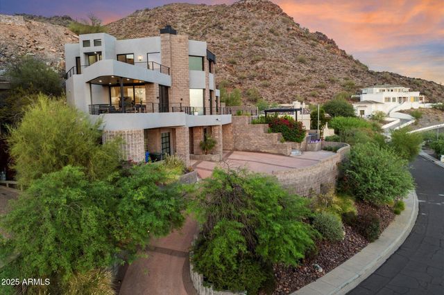 7147 N 23RD Place, Phoenix, AZ 85020