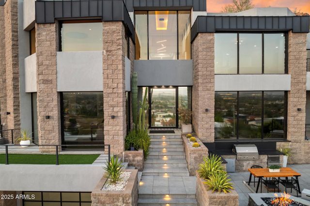 7147 N 23RD Place, Phoenix, AZ 85020