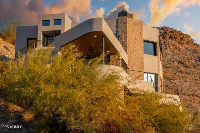 7147 N 23RD Place, Phoenix, AZ 85020