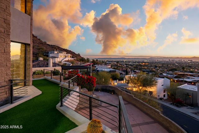 7147 N 23RD Place, Phoenix, AZ 85020