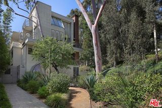 11601 Montana Avenue 6, Los Angeles, CA 90049