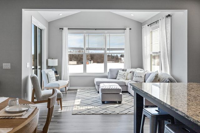 145 Maple Terrace, Waconia, MN 55387