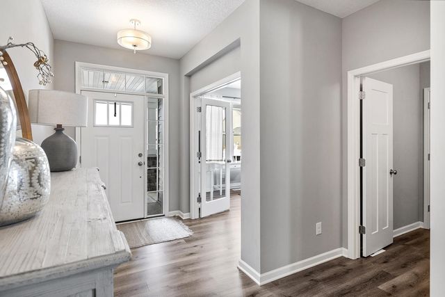 145 Maple Terrace, Waconia, MN 55387