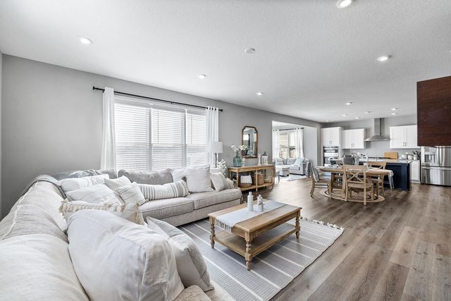 145 Maple Terrace, Waconia, MN 55387