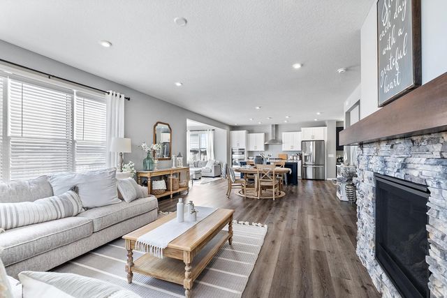 145 Maple Terrace, Waconia, MN 55387