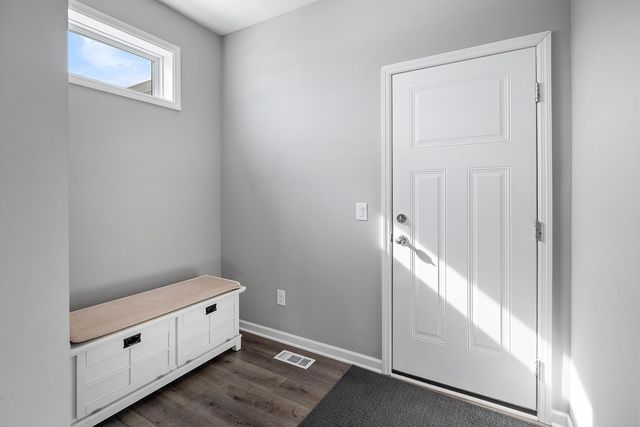 145 Maple Terrace, Waconia, MN 55387