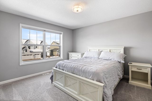 145 Maple Terrace, Waconia, MN 55387