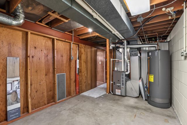 757 Ballantyne Lane NE, Spring Lake Park, MN 55432