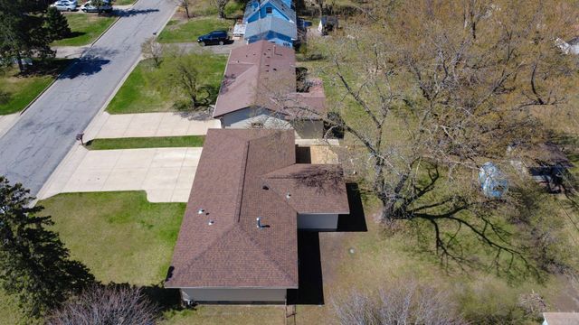 757 Ballantyne Lane NE, Spring Lake Park, MN 55432