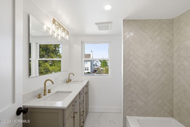 194 Fort Plains Road, Howell, NJ 07731