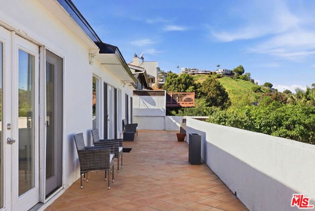 4201 Don Diablo Drive, Los Angeles, CA 90008