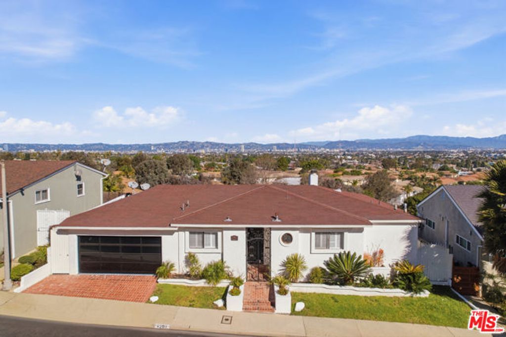 4201 Don Diablo Drive, Los Angeles, CA 90008