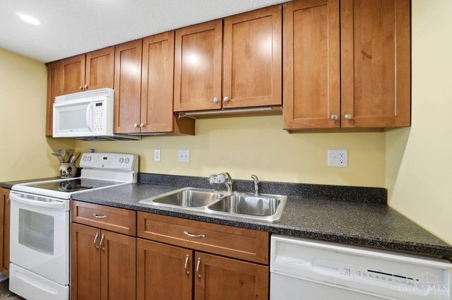 10850 Ponds Lane, Sycamore Twp, OH 45242