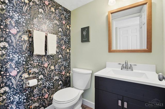 10850 Ponds Lane, Sycamore Twp, OH 45242