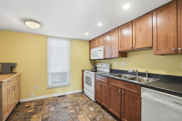 10850 Ponds Lane, Sycamore Twp, OH 45242