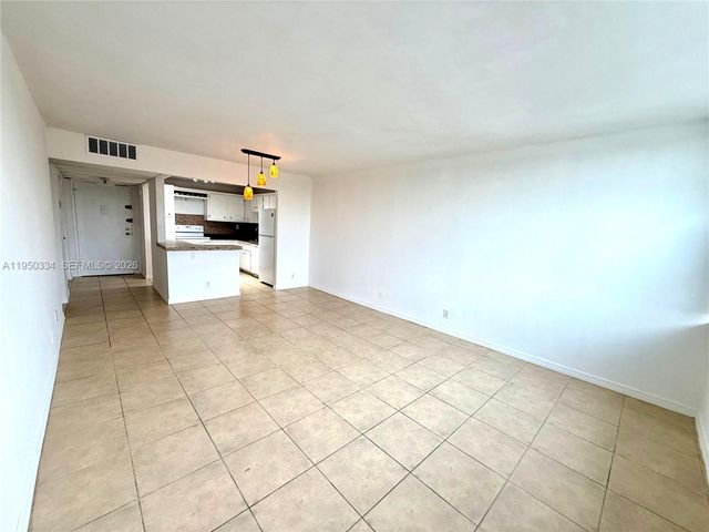 2771 Taft St 411, Hollywood, FL 33020