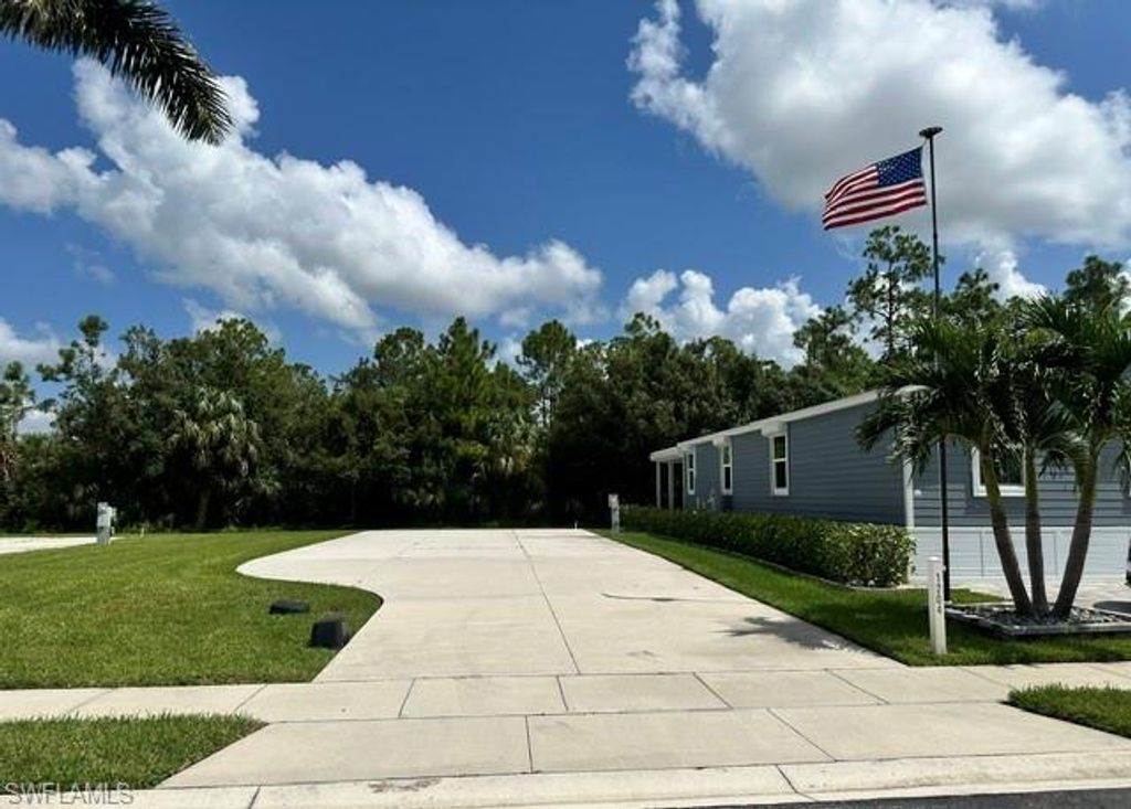 1204 Diamond Lake CIR, NAPLES, FL 34114 — exterior