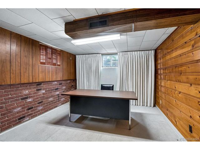 722 S Holly St, Denver, CO 80246