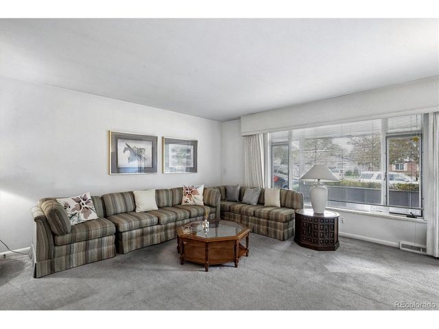 722 S Holly St, Denver, CO 80246