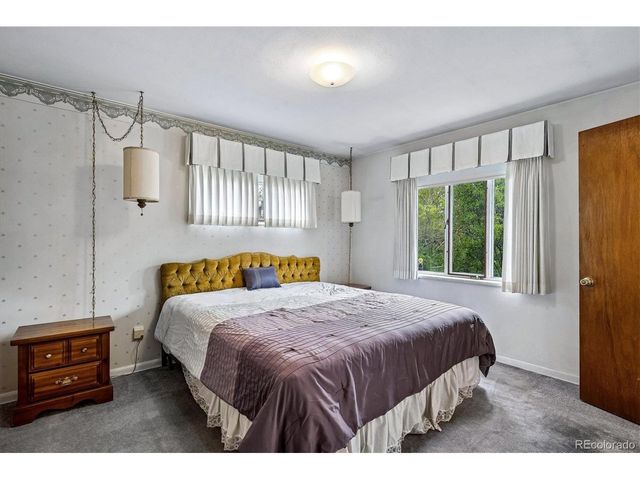 722 S Holly St, Denver, CO 80246