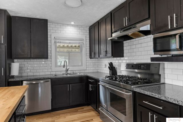 925 Peach Street, Lincoln, NE 68502