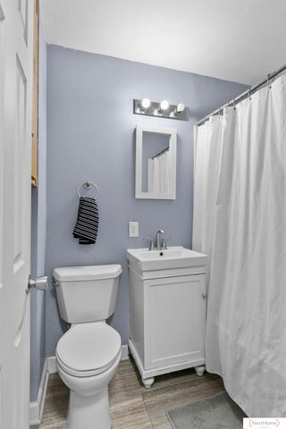 925 Peach Street, Lincoln, NE 68502